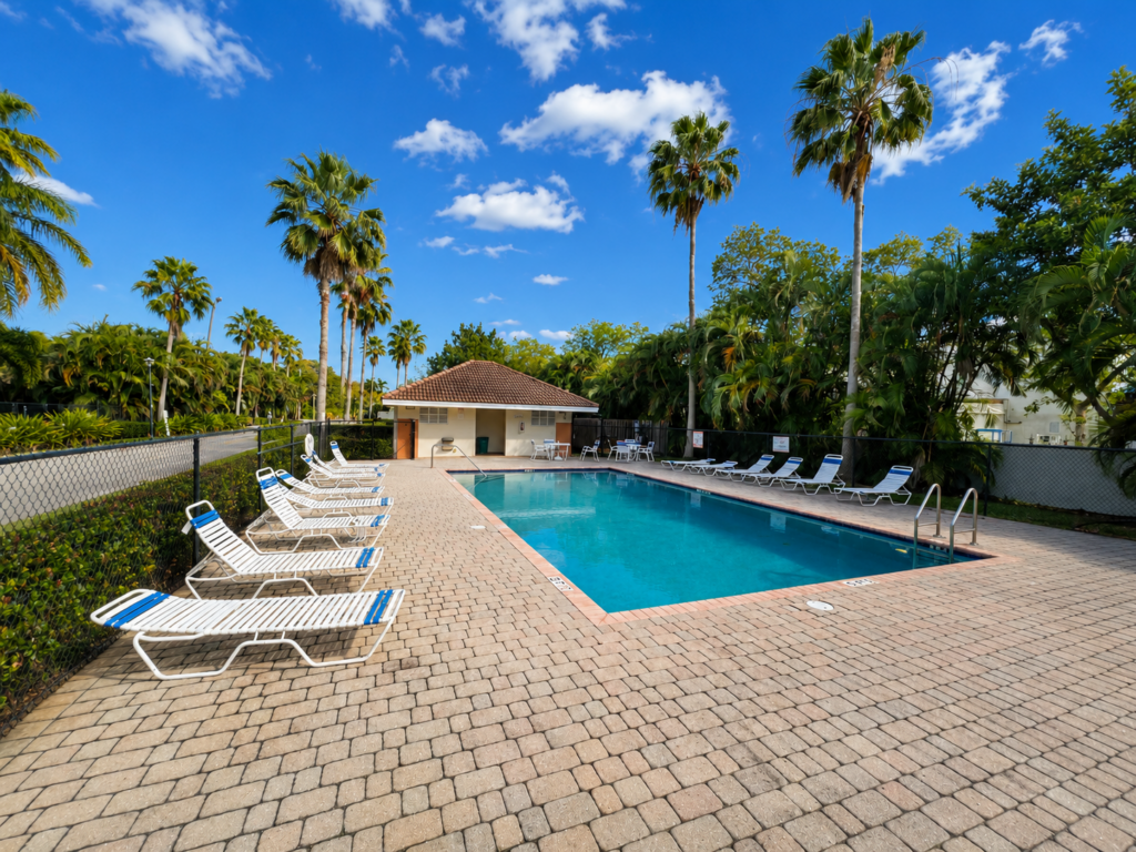 Pool 1